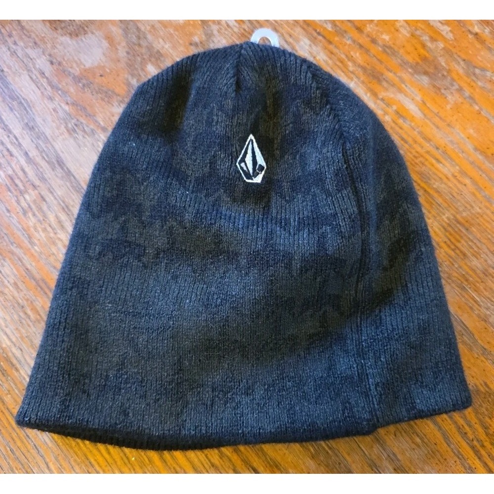 Vintage Y2K Beanie‎ Skully Hat Reversible Volcom Logo Skater Grunge OS